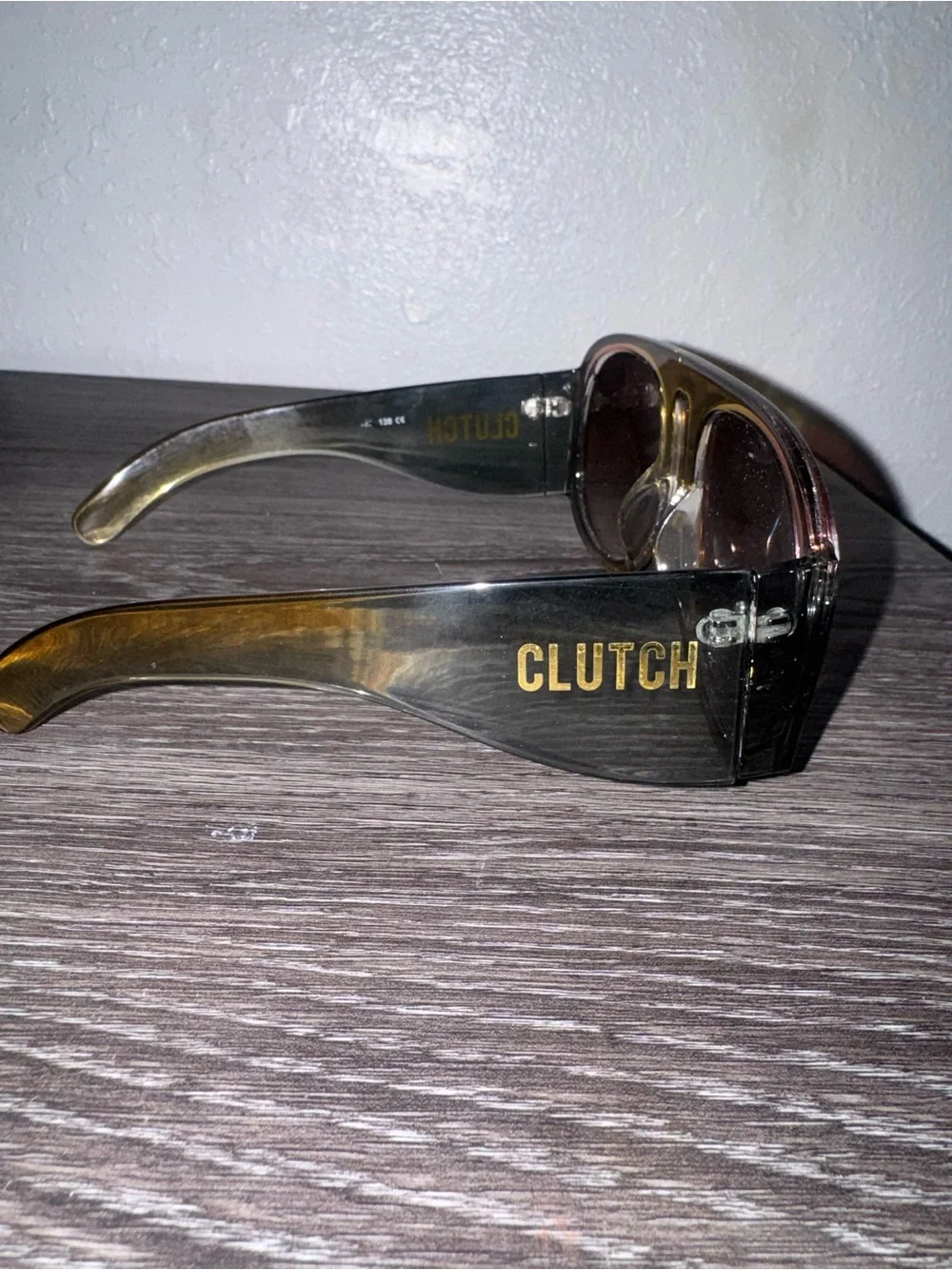 Retro Goggle Shaped Oversized Sunglasses